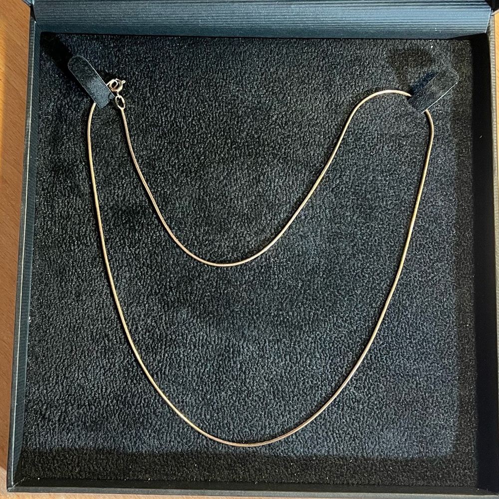 Elegant Gold Tone Silver Necklace